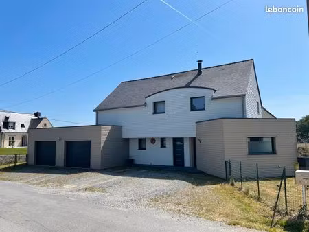 location maison ossature bois 160 m² contemporaine bardage bois
