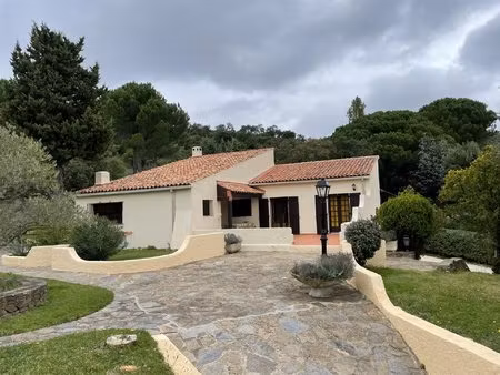 villa provençale à 6 km de la méditerranée