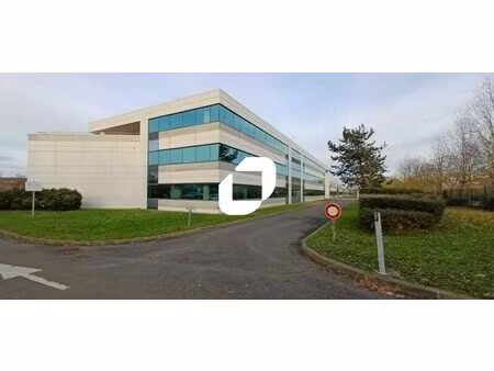 location bureaux 516 m² à 1 049 m²