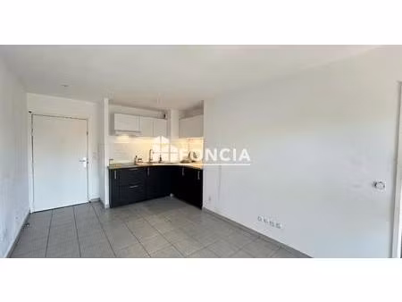 appartement t2 de 35m2 avec terrasse – marseille 3ᵉ secteur saint-mauront - 13003 marseill