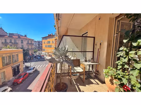 nice/gambetta-liberation 3p 71 m²