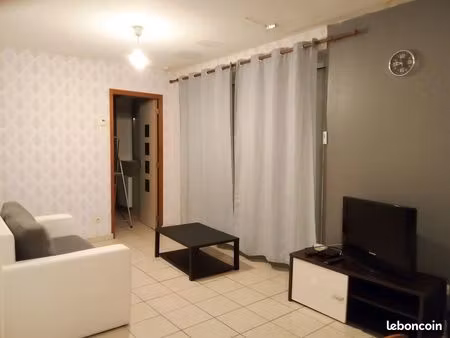 loue appartement meublé t2