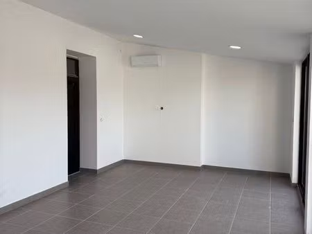 3 pièces - 80m2 - bagnols sur ceze - av. léon blum