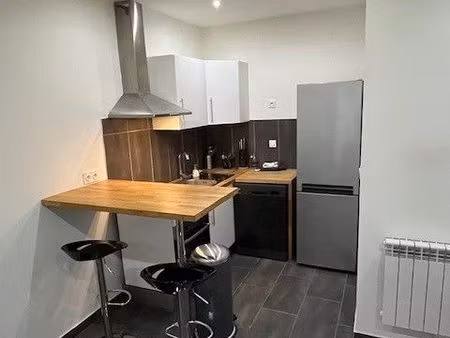 location studio meuble villeurbanne - proche metro