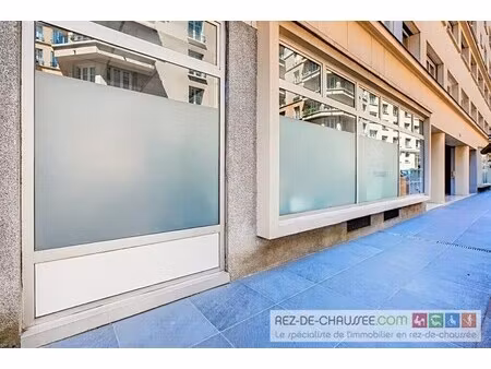 vente bureaux 68 m²