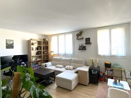 cusset centre appartement t3 en parfait état