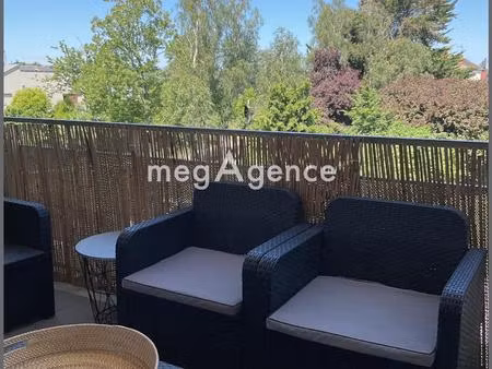 bel appartement t2 soigné et récent avec terrasse de 9 m2 exposée au calme  les ponts-de-c
