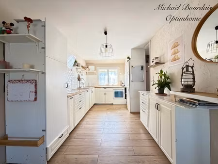 maison familiale avec potentiel  au calme et proche de toutes commodités – 130 m² habitabl