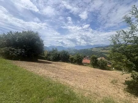 terrain - 722m ²