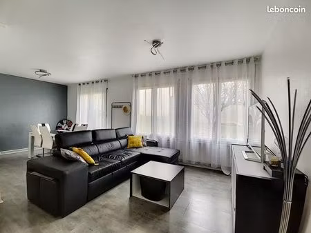 location montchapet: t2 cosy & lumineux