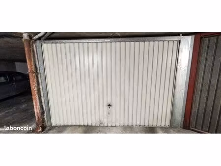 double parking/box 30m² - centre ville - parc steinbach - usage parking ou stockage