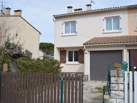 maison 6 pièces de 110 m² sur 500 m² dans quartier calme