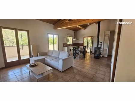 villa t3 au milieu de la nature .domaine du bois d argens