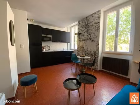 studio 1 pièce 22 m²