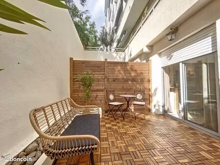 studio proche croisette (martinez)