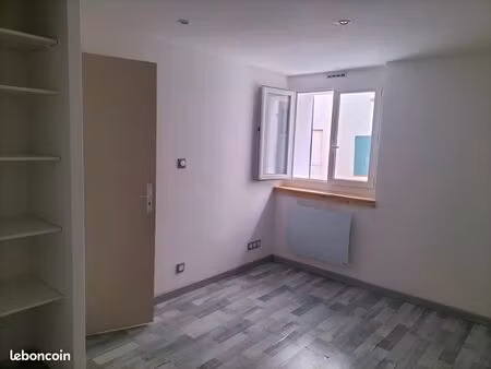studio 20m² proche centre-ville dans rue calme