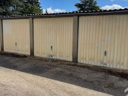 garage à louer
