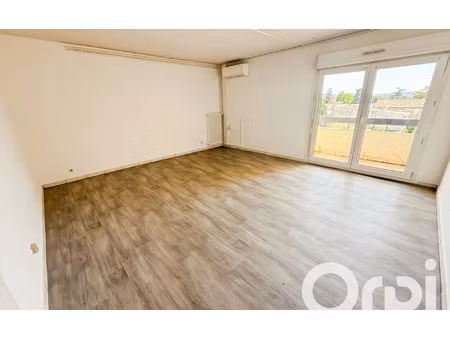 location appartement  m² t-4 à bollène  725 €