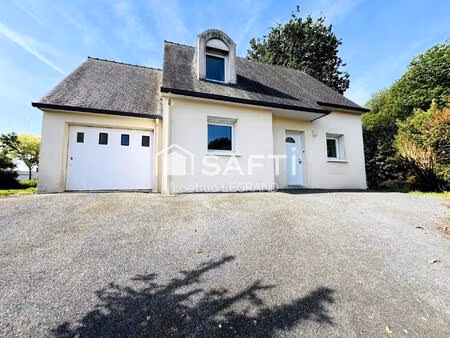 maison une vie de plain-pied en centre ville dans les côtes d'armor entre guingamp et lann