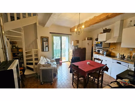 maison de village coursegoules 80 m2