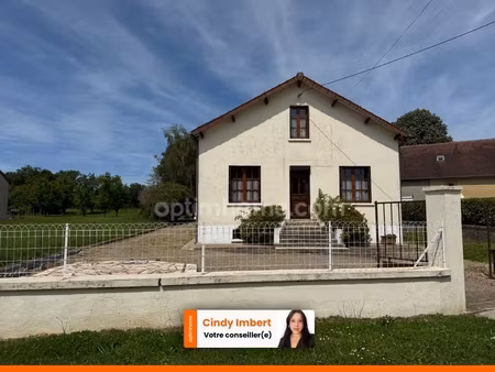agréable maison de campagne avec jardin et pré à cromac (87)