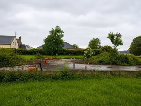 terrain à vendre dans un village calme