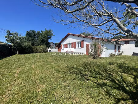 maison de plain pied  vue montagnes