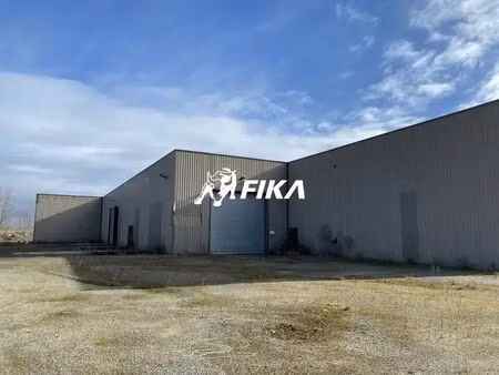 location entrepôt saint elix le chateau 31430 1800m²