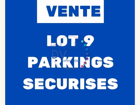 lot de 9 parkings sécurisés