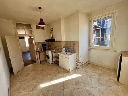vente maison 4 pièces 105 m² à lubersac (19210)  60 000 €