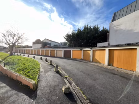 parking / box 0 pièces 15 m² à vendre / acheter clamart 92140 ? | era immobilier