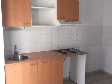 location appartement 3 pièces 57m² clermont l herault 34800