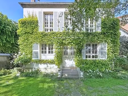 maison de 4 pièces de luxe en vente à joinville-le-pont  france