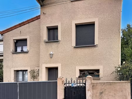 maison rénovée de 132 m² sur 780 m² de terrain au calme – proximité ligne téléphérique