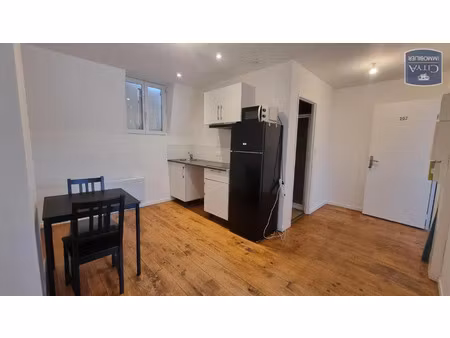 appartement à louer 1 pièce 24.23 m² - saint-quentin (02) - 380€