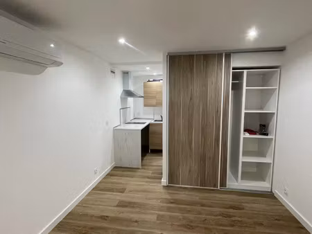 location appartement 1 pièce 19 m² à aix-en-provence (13100)