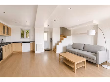 vente maison 5 pièces 82 m² à rolleboise (78270)  189 000 €