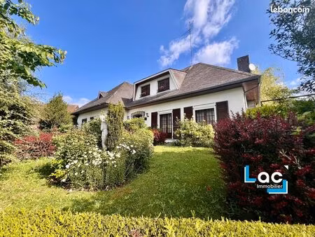 maison 8 pièces 190 m²