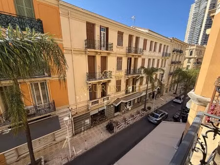 beausoleil / mairie : 3 pieces meuble avec balcons