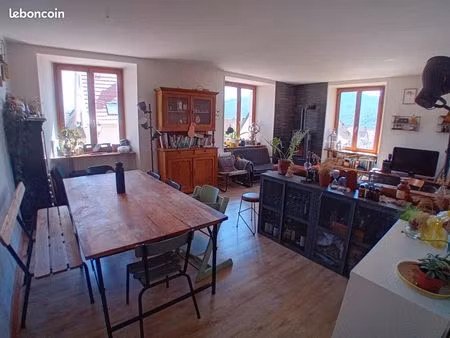 appartement de 100 m² dans maison vigneronne avec jardin privatif - wihr-au-val