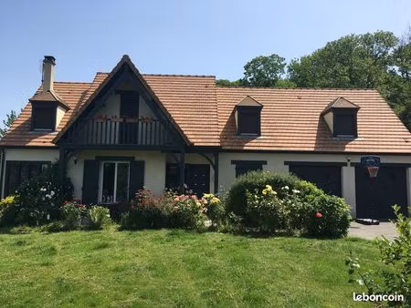 maison rénovée de 180 m² – parc arboré 3 244 m² avec cabane perchée – proximité montfort l