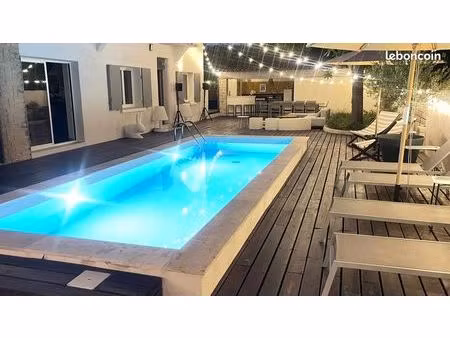 maison villa propriété rénovée piscine jardin au calme