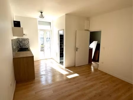 studio refait à neuf terrasse jardin barnabé