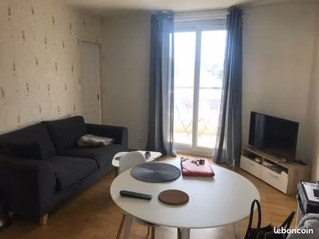 apparemment f2 proche hôpital