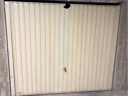 garage à louer – sainte-foy-lès-lyon (résidence la calmeraie) secteur chavril brûlet