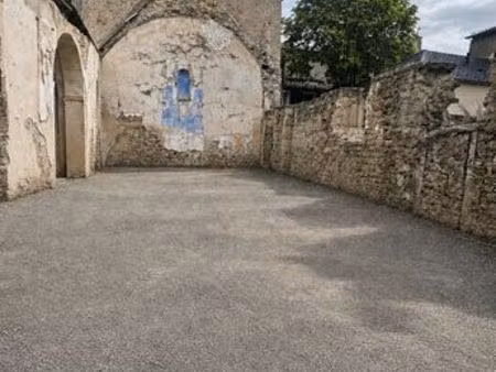 place parking extérieur - centre ville - tout type de véhicule