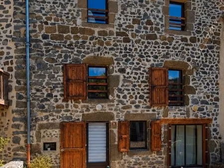 maison de bourg t4 avec cour