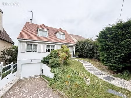 pavillon 6 pièces 150 m²