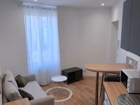 jolie petite appartement