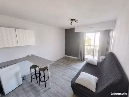 studio meublé balcon+parking sécurisé